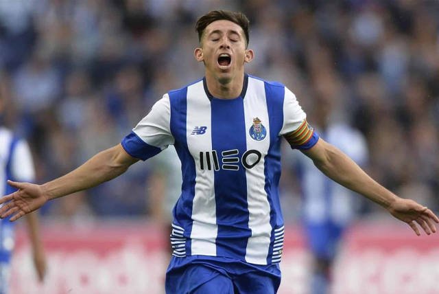 Héctor Herrera no saldrá y se quedaría en Porto